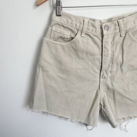Vintage Tan Cut-Off Shorts - Picture 3 of 8